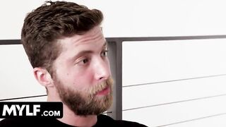 Man couldn't help it and fucked a sex therapist with big tits